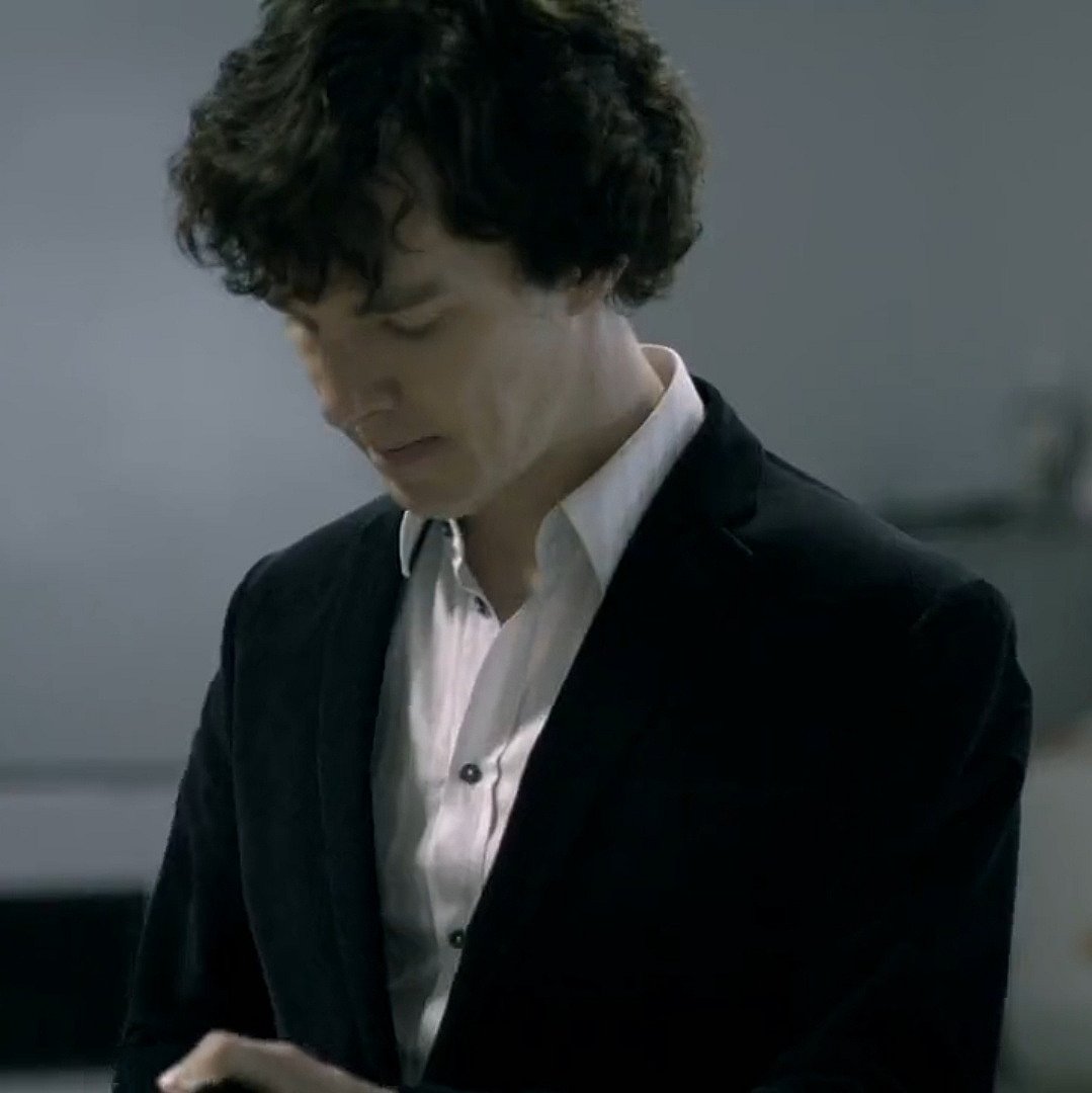 💭 (@sherlockcomfort) on Twitter photo 