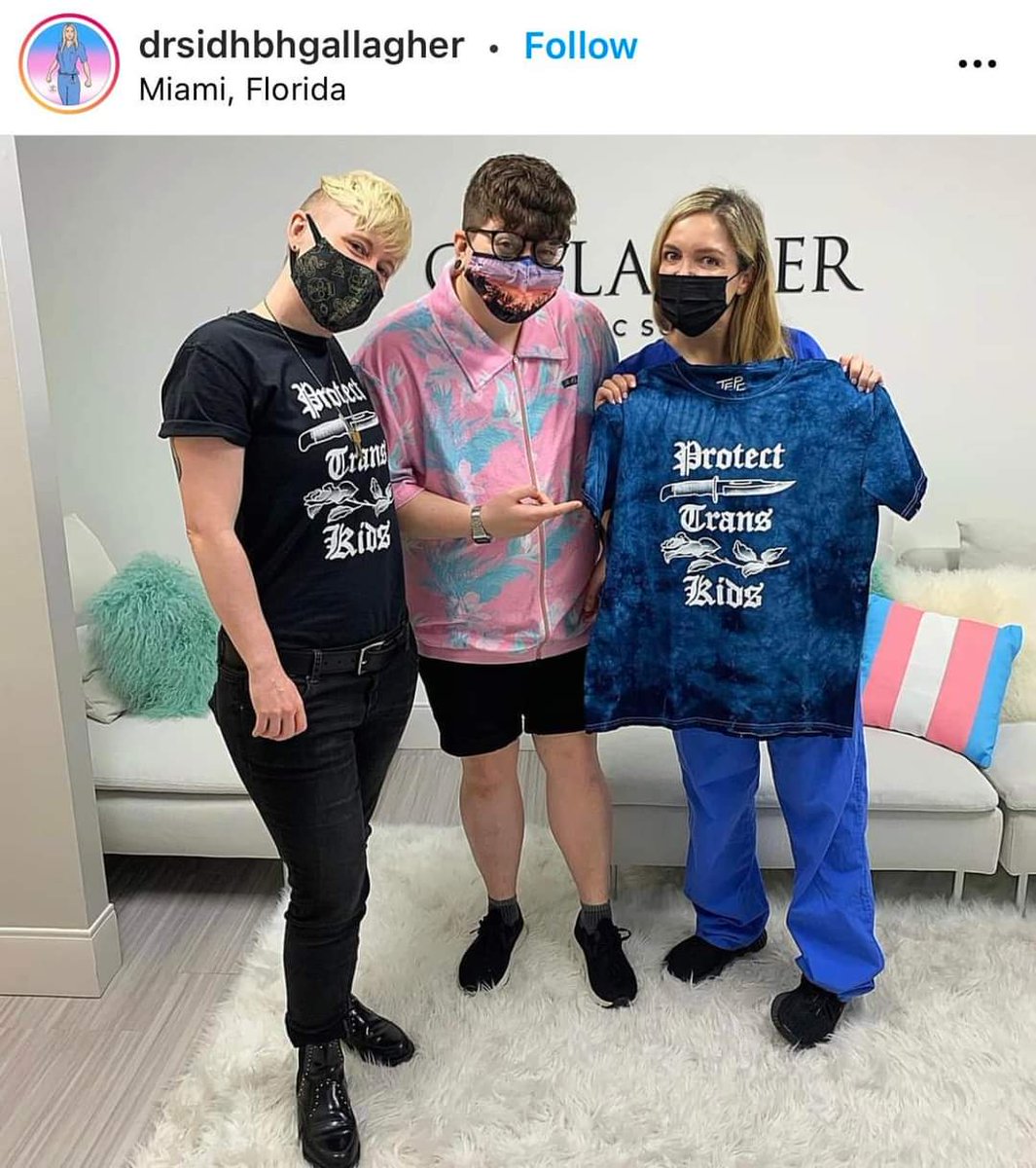 Lesbiannotqu33r's tweet photo. It all makes #sense now. The radical LGBTQWERTY crowd wants to protect trans kids - which is not a real thing - by butchering them w a knife? #FuckingIdiots

#ShittyTeeOfTheYearAward
#LGBT #LGB #StopErasingLesbians #Lesbians #Gay https://t.co/kp6pfDJ4ao