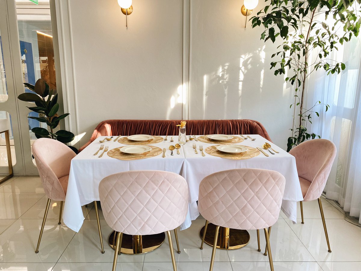 gurufoodcnx's tweet photo. Private Dining 
📍 Olive Tree
เปิดวันนี้เป็นวันแรกน้า มีมุมถ่ายรูปสวยๆเยอะมั้ก ✨

#รีวิวเชียงใหม่ 
#reviewchiangmai https://t.co/Zg8y9W9Sdn