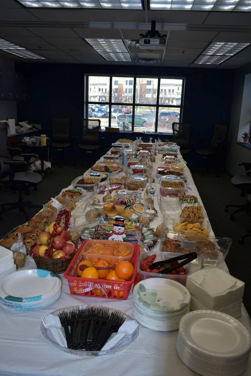 OsbournPTSA's tweet photo. Another success event! Thank you to all of the parents, businesses, and community members that donated goods!  It was abundant and soooo delcious.  THANK YOU! #oneosbourn https://t.co/tx5zz5pXzO