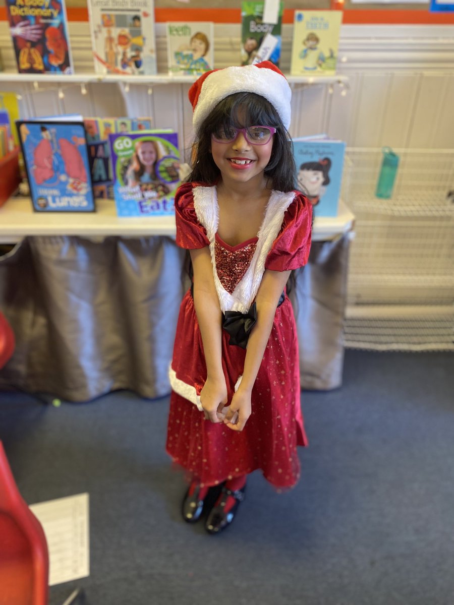 Fantastic Christmas outfits today raising money for ⁦<a href="/savechildrenuk/">Save the Children UK</a>⁩