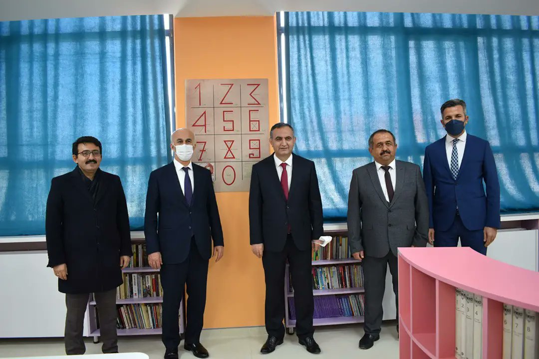 BurdurilMEM's tweet photo. Törene İl Milli Eğitim Müdürümüz Sayın  Erdem Kaya, İl Milli Eğitim Müdür Yardımcılarımız,  Şube Müdürlerimiz ve  Okul Müdürlerimiz katıldı.
@tcmeb @CevdetVural40 @Burdurvalilik @ArslantasvAli  @ErdemKaya_07 https://t.co/dDLeOql2l2
