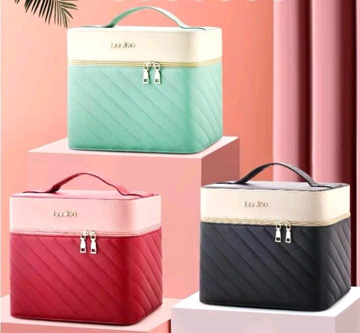 SimpleLookThing's tweet image. Promo Kotak Kosmetik Merek Ekaku

Tas kosmetik cantik bgt,murah punya!
99k
shp.ee/qzejnu5