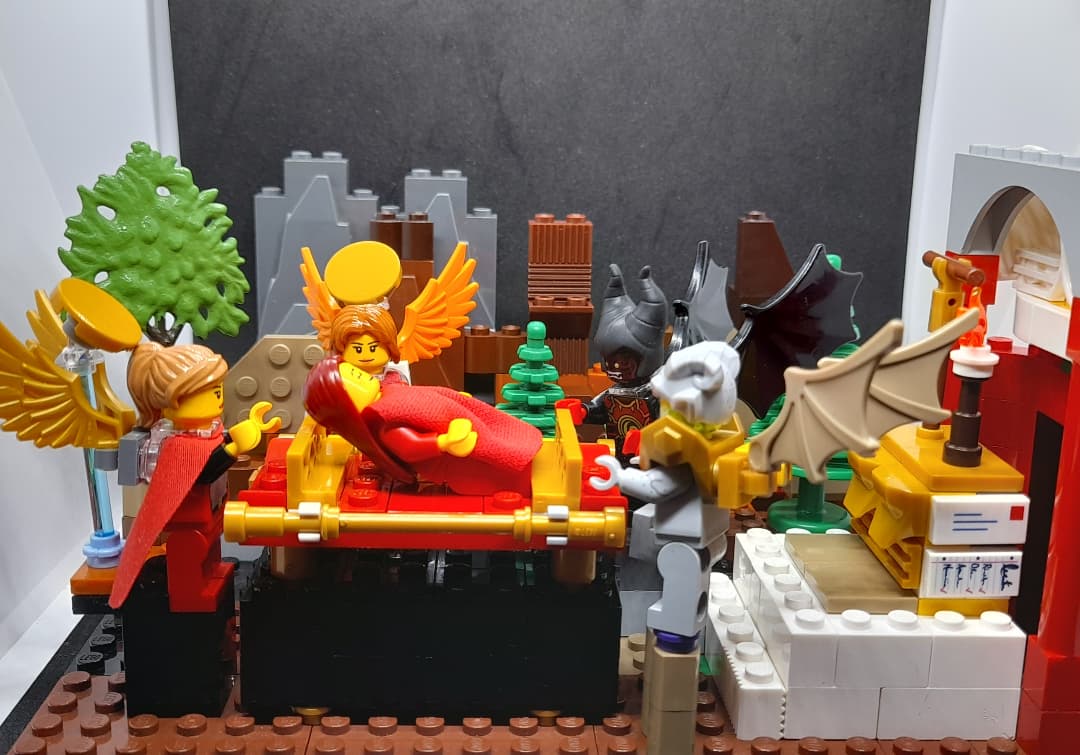 mog21's tweet photo. Paolo #Ucello died #OTD 10 December 1475 here's Two #Angels and Two #Devils arguing over the Woman's body reinterpreted in @LEGO_Group after original @GNMarche #paolouccello #predella #goodversusevil #heaven #hell #humansoul #rebuildtheworld #LEGO #arthistory #renaissance #wings https://t.co/jHCQQF0sUR