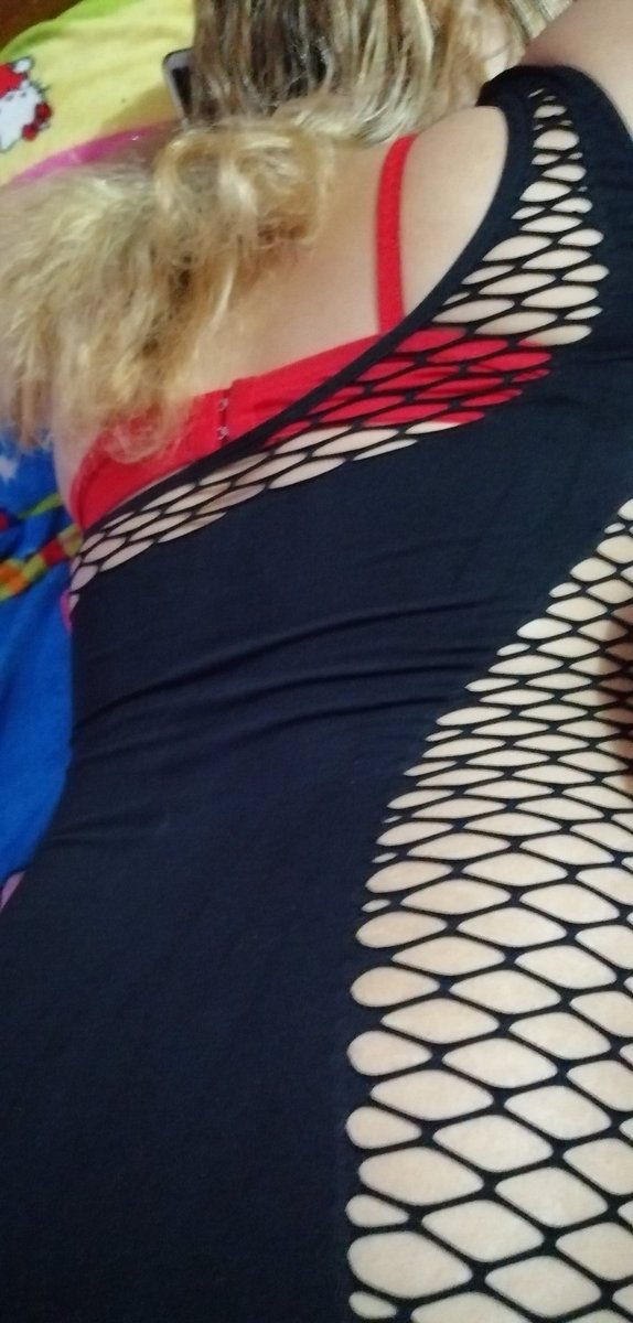 zsaericpp's tweet photo. نوره  من شارع فلسطين مطلقه عمرها 32 سنه عدها شقه متمكنه تريد علاقه حب وجنس تشتغل بصالون وهيه تصرف عليه شخص مرتب وثقه يكون عمره من40 وفوك 
🔥🔥😍#ريتويت https://t.co/9cdNJWFxfF