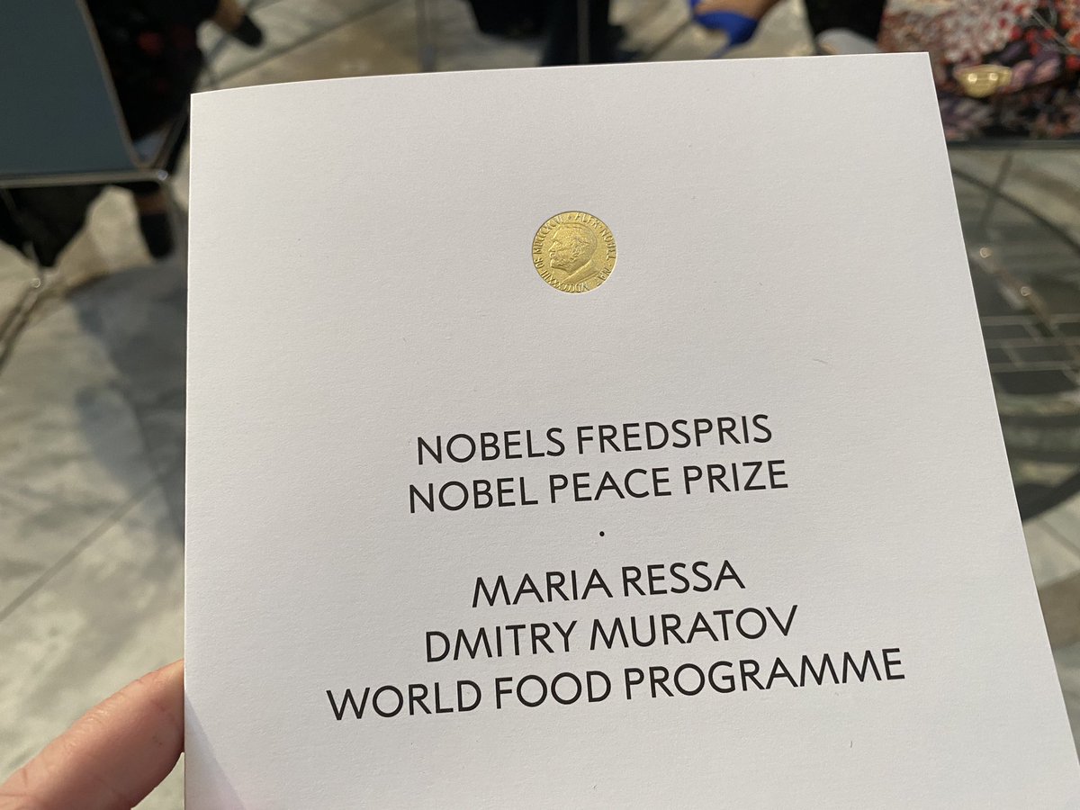 caoilfhionnanna's tweet image. In Oslo Town Hall to celebrate our inspirational, brilliant client, @mariaressa. Shortly she will be awarded the #NobelPeacePrize along with Dmitry Muratov. This is such an important moment for Maria, @rapplerdotcom & the Philippines, & for journalists globally. #HoldTheLine