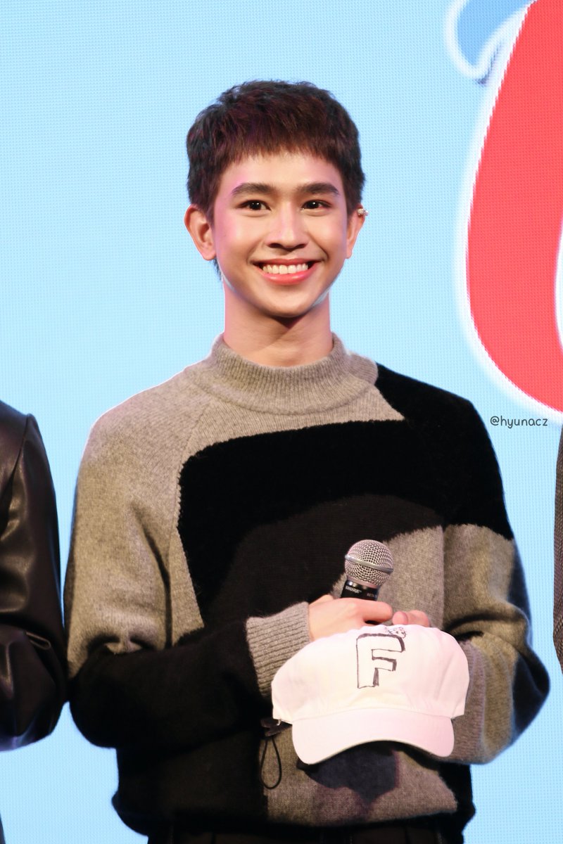 หมวกน่าร้ากเหมือนคนวาดด :)

#PraewCharity2021
#เจ้าแก้มก้อน #fluke_natouch