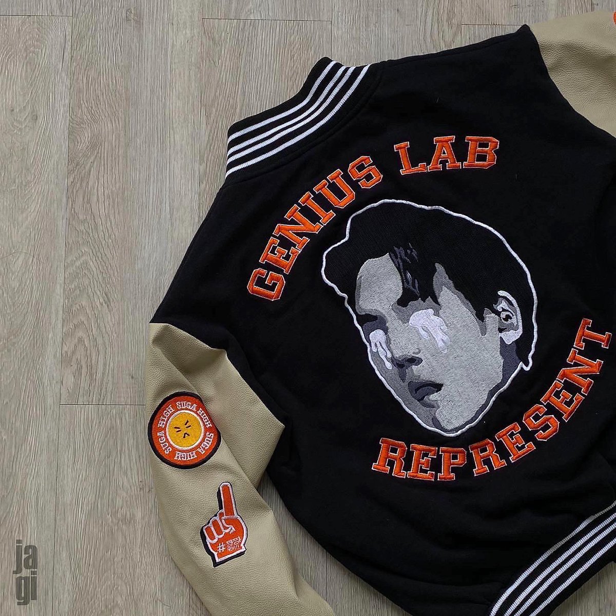 jagiyaaz's tweet photo. Genius Lab varsity!
been working on this product for monthss and finally satisfied with the sample😩💘 I hope you guys like it!🥺

🇮🇩 INA pre-order starts 12/11/21-12/17/21 https://t.co/FSVOZ2ql4H