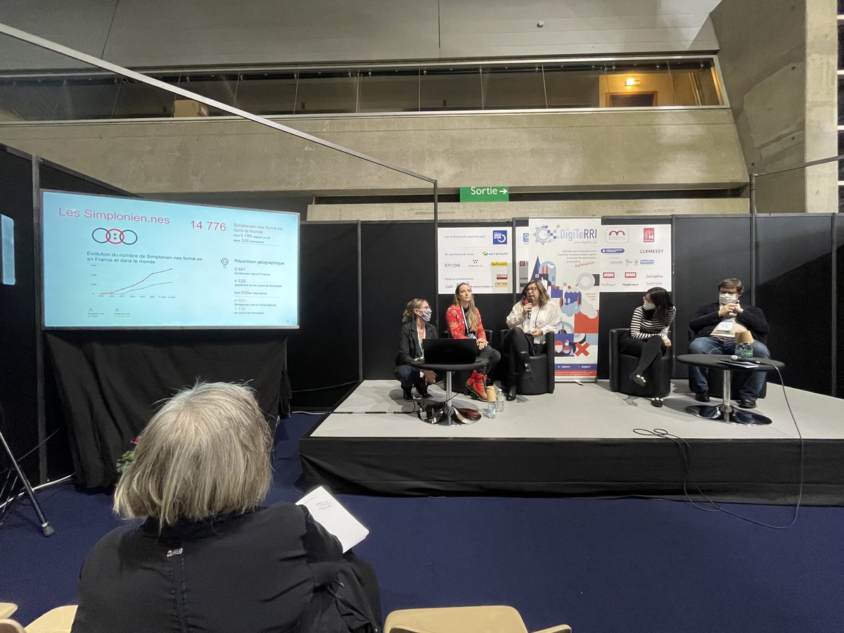 pole_materalia's tweet photo. 📢 [𝔸ℂ𝕋𝕌 𝕄𝔸𝕋𝔼ℝ𝔸𝕃𝕀𝔸] #MatActu

La semaine dernière nous avons reçu nos partenaires européens du projet @DigiTeRRi Project à Mulhouse à l'occasion du @IndustriesFutur à Mulhouse 

Merci beaucoup à tous pour votre chaleureux accueil à Mulhouse ! https://t.co/JsUwRjIHae