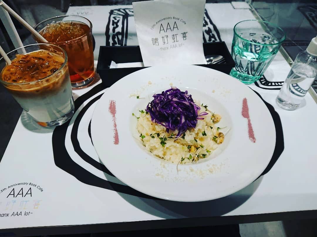 330ueno1969's tweet photo. 今日は渋谷109とソラマチの
AAAコラボカフェに行って
きた。
渋谷ではスクエア缶バッチ
やっと西島くん引けた
ポストカードは秀太くん
コースター宇野様出てコンプ
ソラマチはコースター秀太くん
被り&安定の與さん運発揮
明日は東京ドーム参戦!
#AAACafe
#AAAグッズ https://t.co/cze2OfIKRA