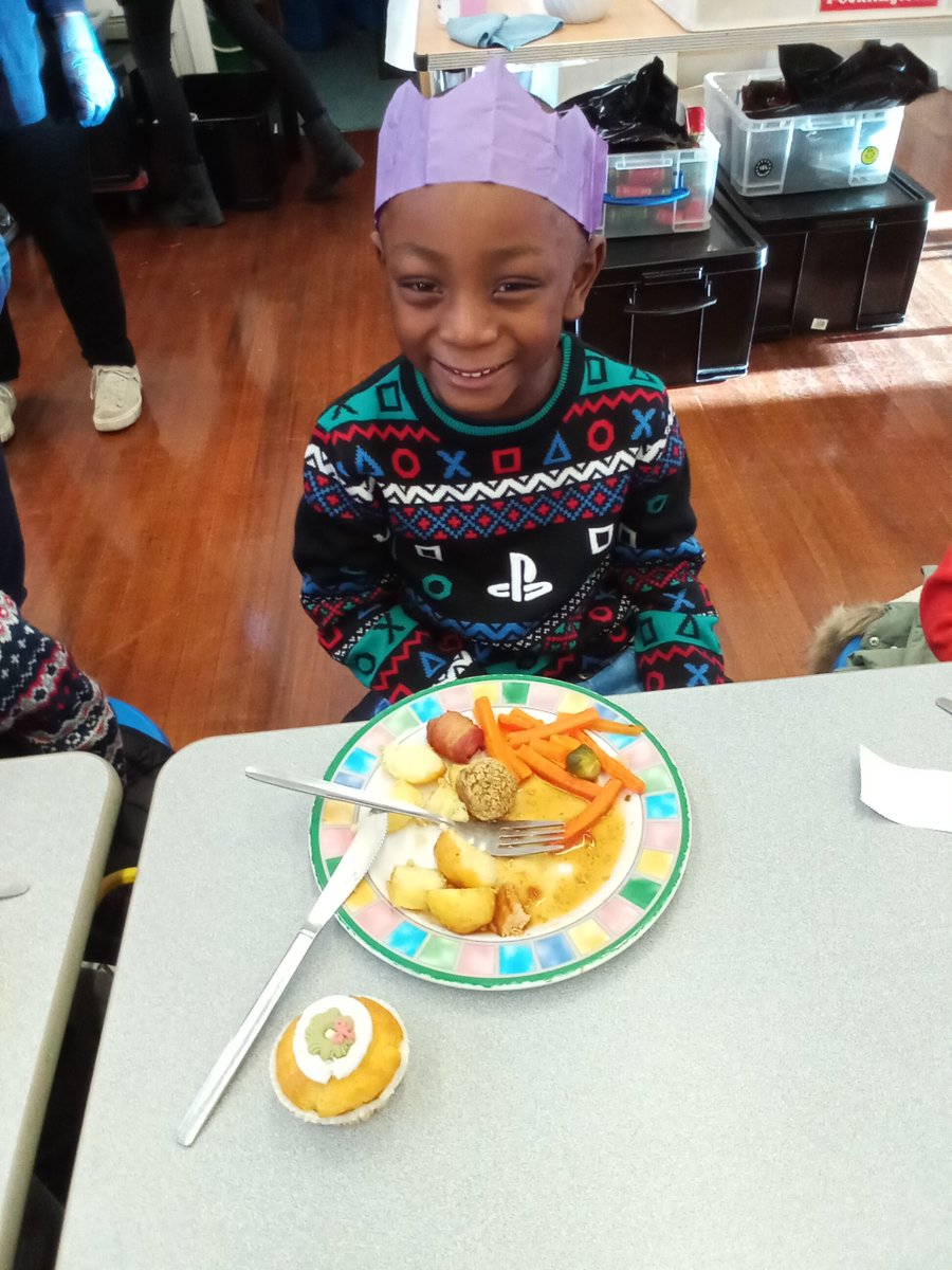 Merry Christmas! We are enjoying our Christmas Dinner! 🎄🎅⛄<a href="/GLCookin/">Good Lookin Cookin</a>