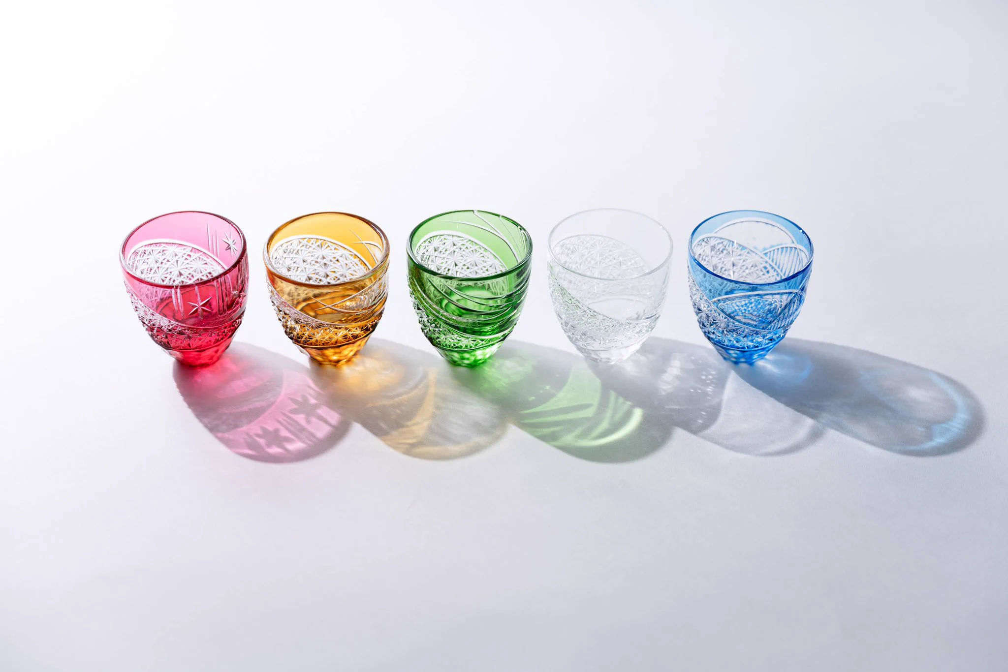 「ガラス製品」切子に興味ない人でもこの美しさには負ける？！