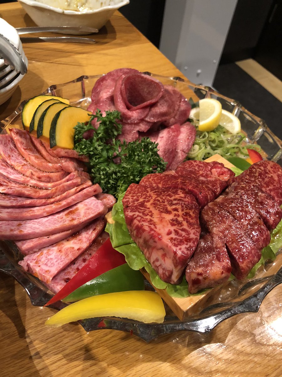 FROGCLOVER's tweet photo. 焼肉　かれら https://t.co/ZJ5w9WsyC0