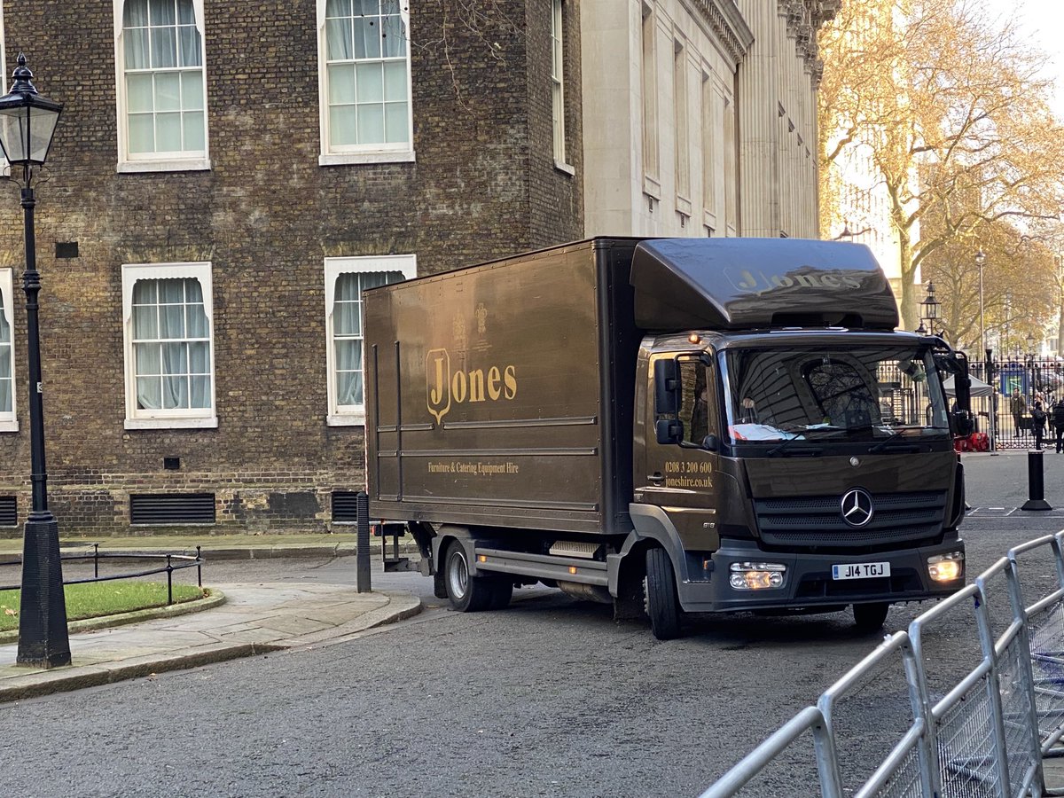 RT @PoliticalPics: Just turned up at No10 furniture and catering equipment for hire, it’s party time !! https://t.co/TTxEai87LB