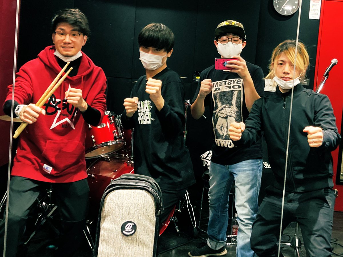 soysugars's tweet photo. 生存報告 feat.忘年会 https://t.co/OiZ69nDTpb