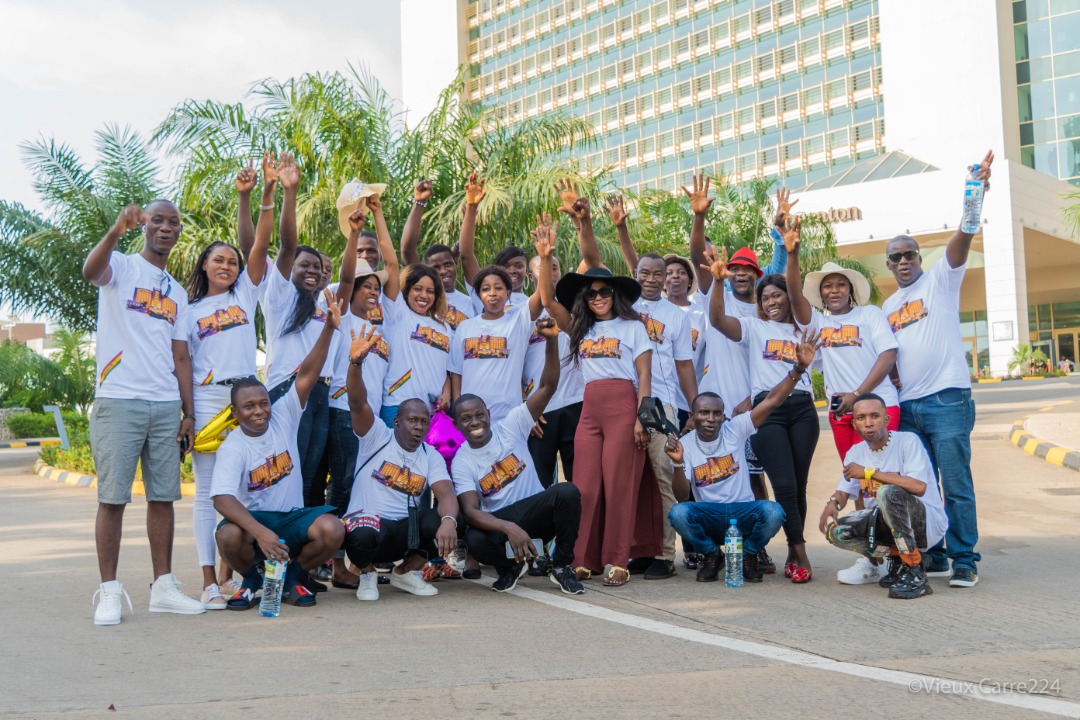 ConakrySheraton's tweet photo. Team Building entre associates Au Sheraton Grand Conakry Hotel.

Comme on aime le dire chez nous “Take care of associates, and they will take care of the customers.“
#SheratonGrandConakry #Marriott https://t.co/O38wkn2Wsl
