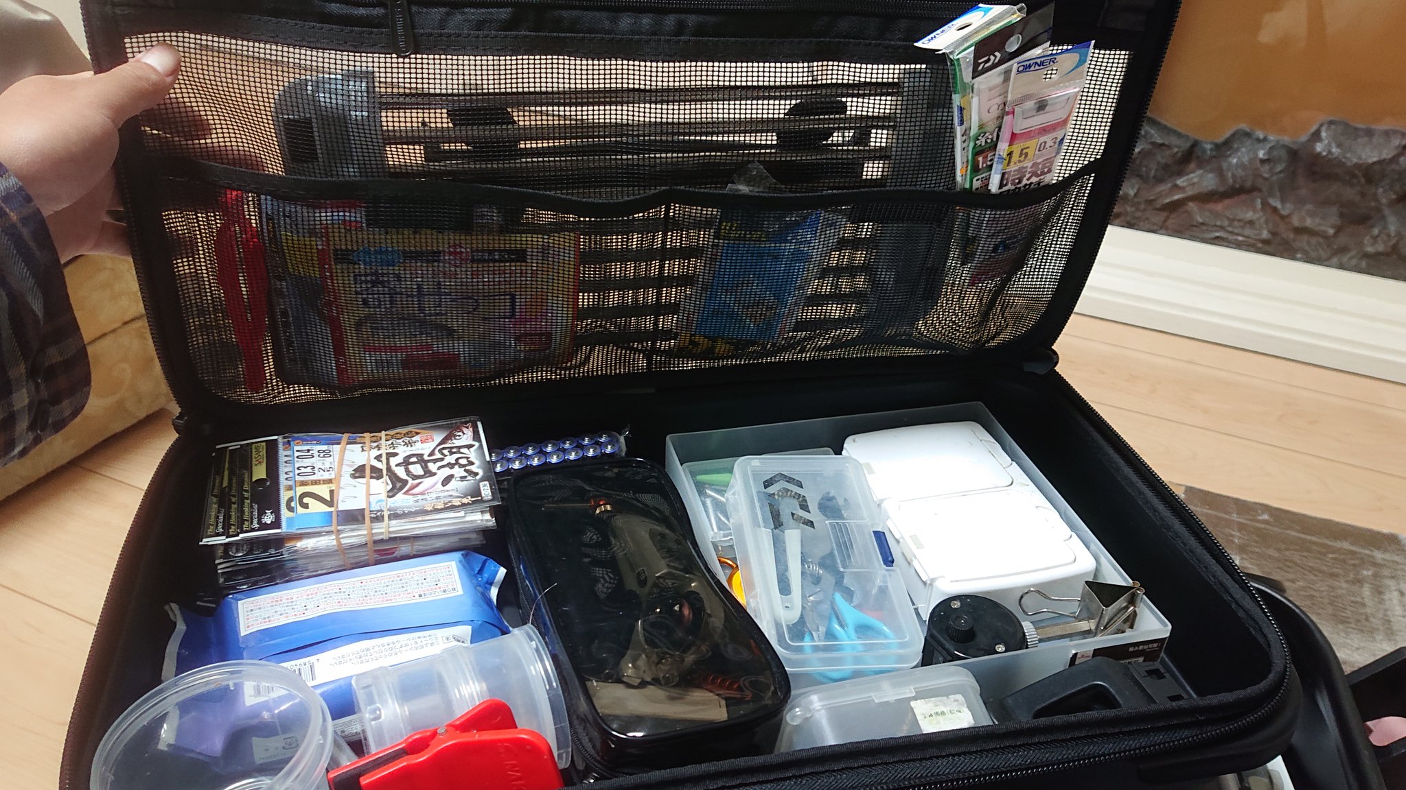 夕ソヤオ シマノの32lボートバッグが発売になったのでワカサギ用に購入 魚探 タックル バッカン 叩き台 船縁自作作業台 湯沸かしセットがこれで全部入るように これで荷物点数減らして忘れ物対策 前のバッカンは管釣り用なので別々運用に戻す感じ