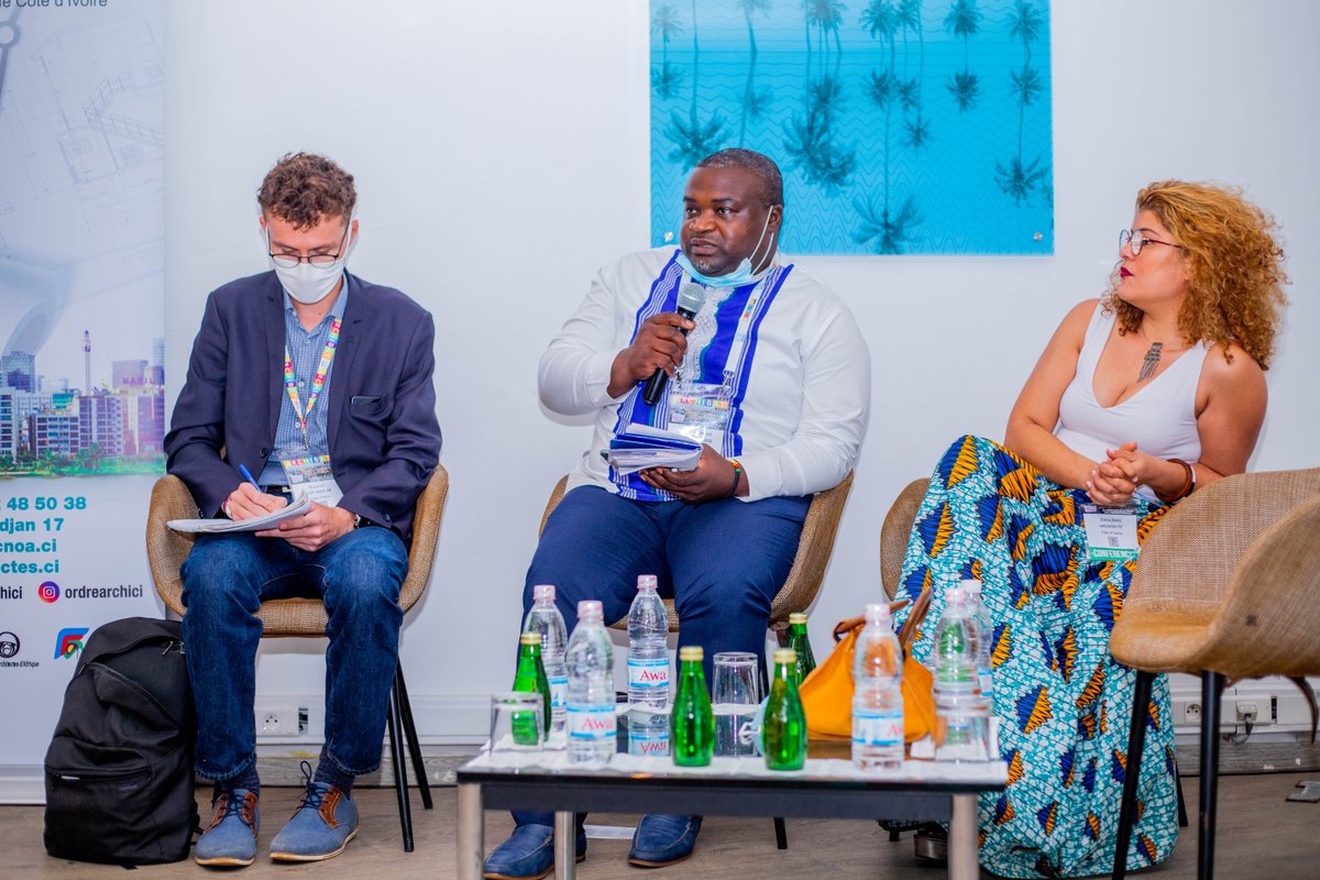 Archibat_CIV's tweet photo. La formation des professionnels (maitres d'ouvrages et maitres d'œuvres) ; les questions climatiques... Autant de questions abordées à l'issu du troisième panel.

Retrouvez l'intégralité de ce panel ici : https://t.co/tp0FXmDe8q  

#ARCHIBAT2021 #archibat https://t.co/2SrF9rcxAJ