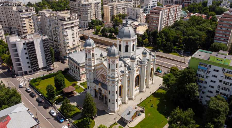 AgentiaBasilica's tweet photo. Catedrala Sf. Spiridon Nou se pregătește de hram: #Programul sărbătorii
https://t.co/ZPmlDBiCg0 https://t.co/WQkUFOBAvL