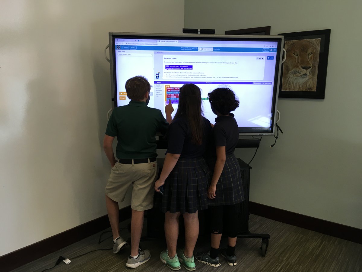 ginannf's tweet image. Finishing up our #HourofCode2021 week today! We set up stations throughout the Learning Commons so all students had the opportunity to visit and try different coding activities. @CurreyIngram