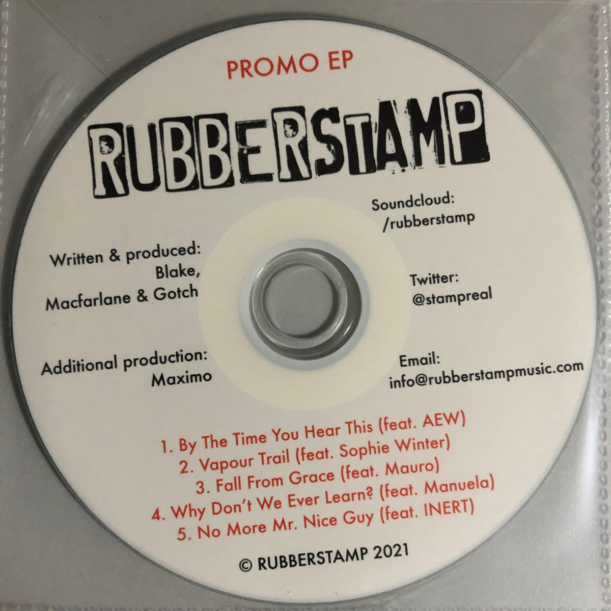 StampReal's tweet photo. If you like EDM with a cutting synth edge then I can't promise anything, but I have a handful of these promo CDs hot off the press and going for free if you DM me...
@ElecCafe @chriswatts1965 @julesneonfawkes @dorner_martina @RadioTfsc @RDTVF https://t.co/tm2s4hKiIo