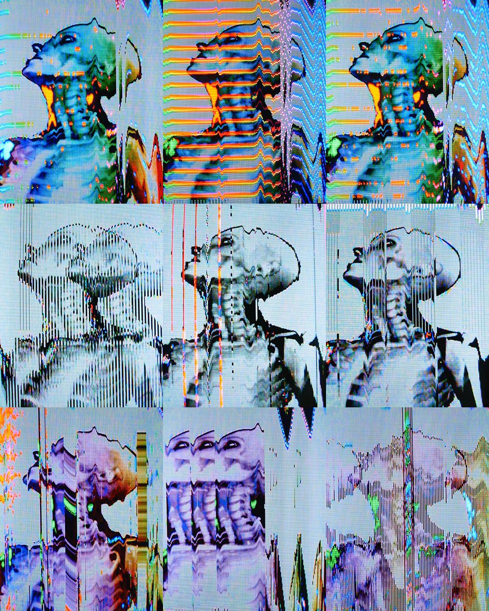 Unconstructed tweet media