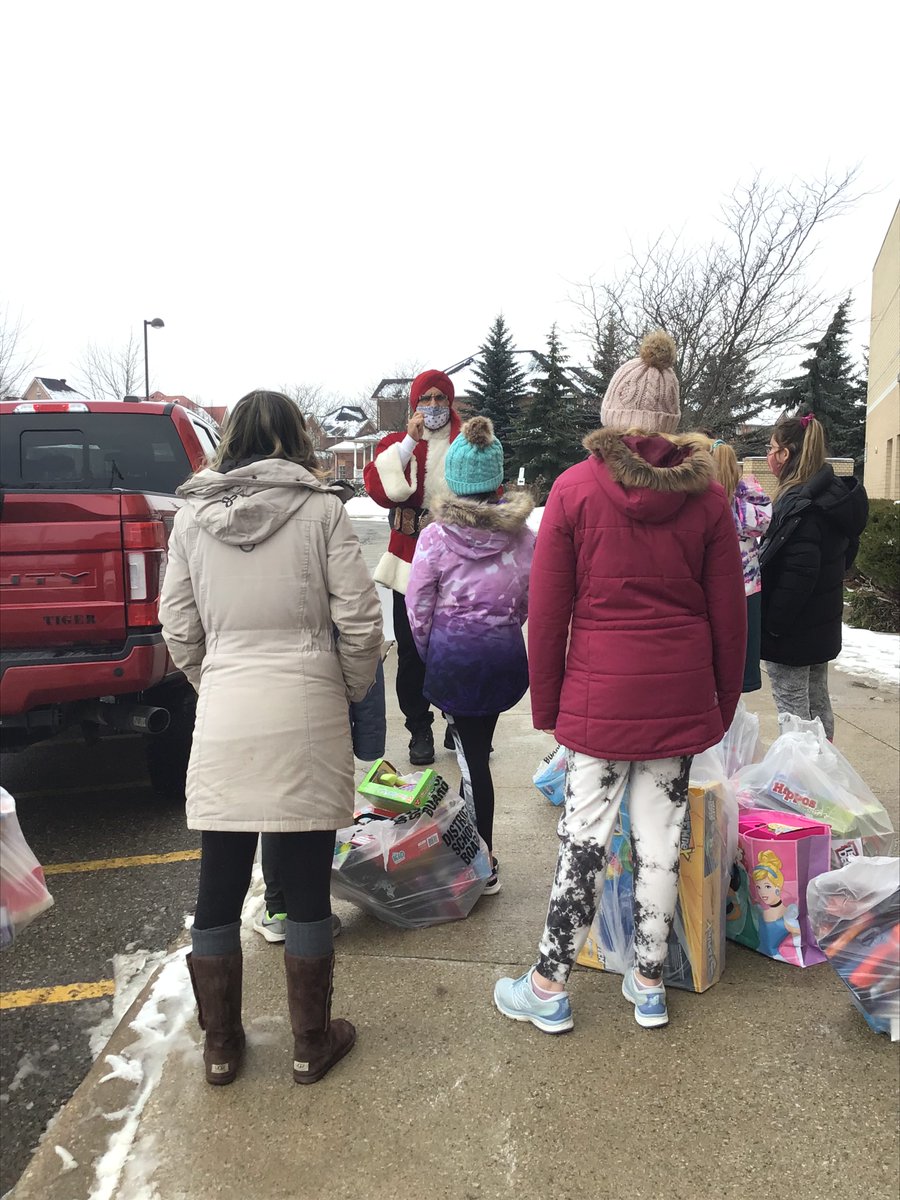 SCreekStorm's tweet photo. Thank you to Tiger Jeet Singh Jr for bringing the Big Red Sled so we could load up our donations for #MiracleonMain and for sharing a wonderful message about #Inclusion #Respect #Tolerance The holiday season is for everyone. All children deserve some holiday cheer. https://t.co/ojkyZeI8TW