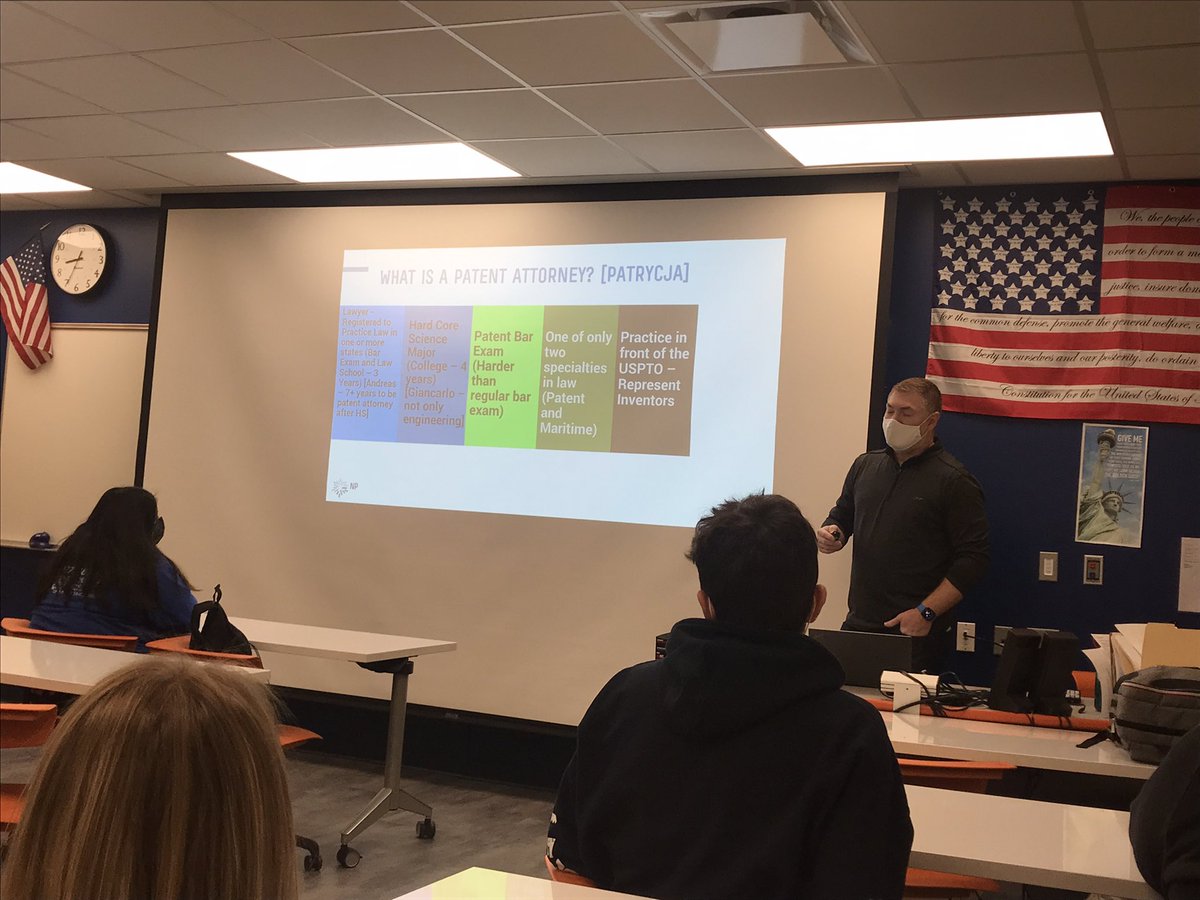 #Leydenpride Law students very grateful to Brad Taub, partner at <a href="/NixonPeabodyLLP/">Nixon Peabody LLP</a>, for being a guest speaker today. Inspiring the next generation of patent attorneys