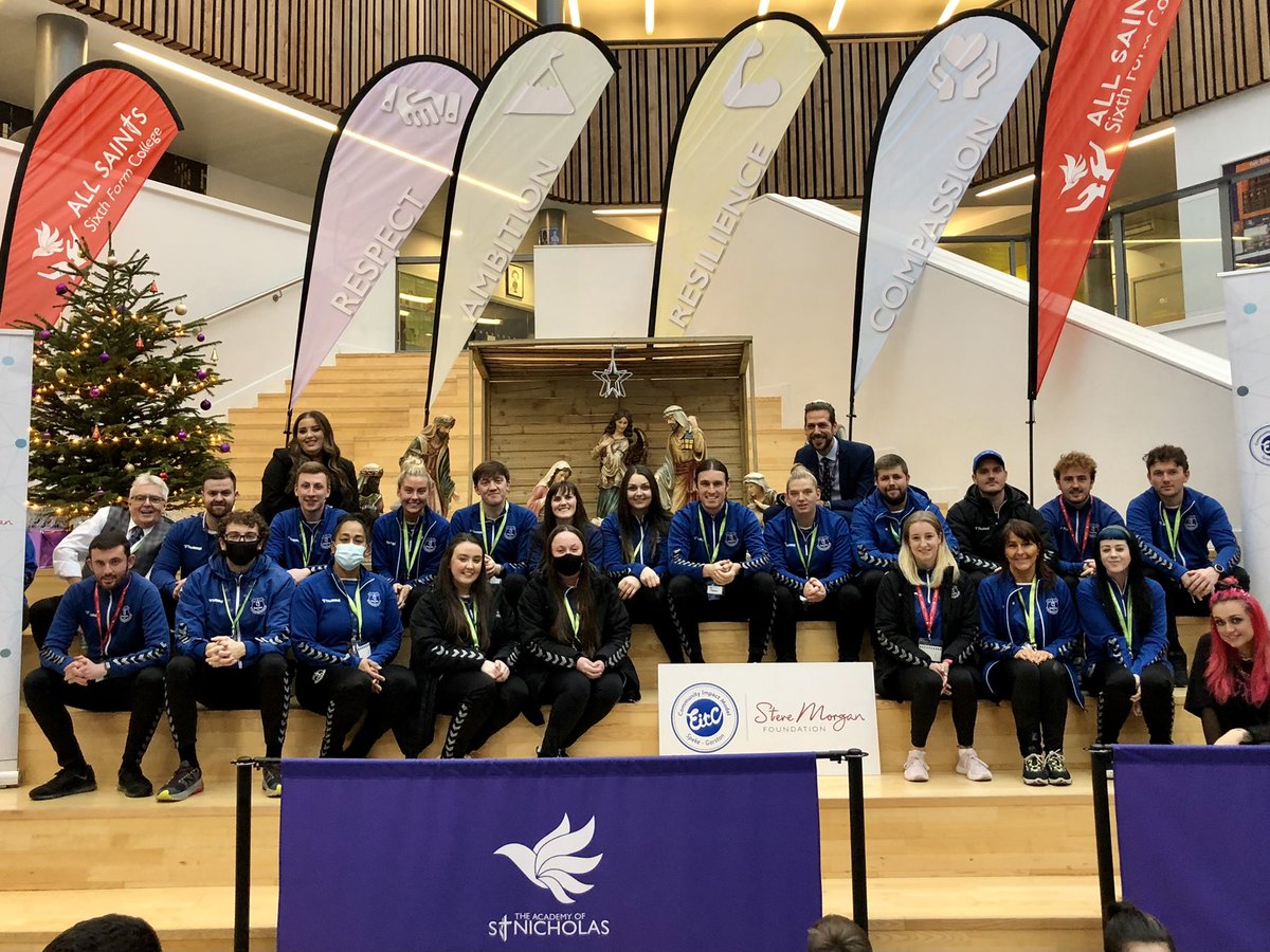 StNicksCfL's tweet photo. Thank you to @BronnieMusic and @EITC for visiting our academy today! It has been a pleasure having you help deliver some very important messages to our students. St Nicholas Cares Day was a huge success and that was down to you all! https://t.co/gBpPZtdT11