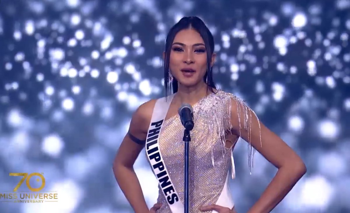 inquirerdotnet's tweet photo. Miss Universe PH Beatrice Luigi Gomez makes her introduction in the #MissUniverse Preliminary Competition and National Costume Show | 📷 Screengrab from Miss Universe FB Live https://t.co/2nnqLakwGP
