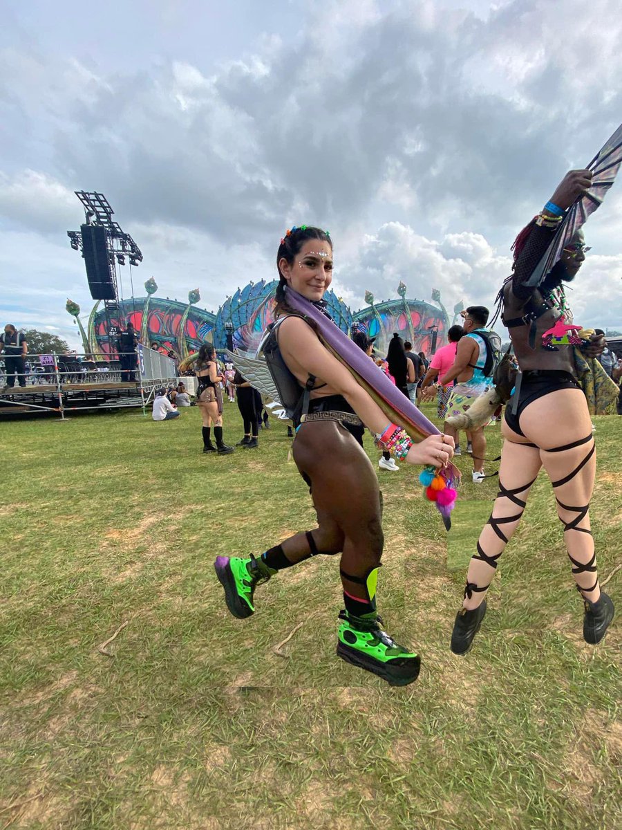 KidTerry_'s tweet photo. When you too thick for the gurllsss 😂😂💀😭 https://t.co/k510ka7eq6