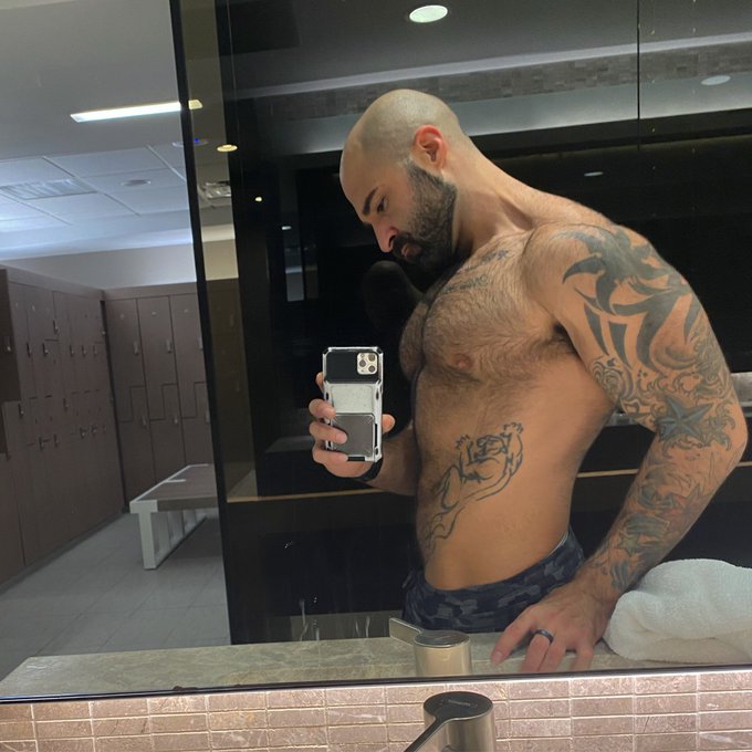 When a client cancels last min I at least get time to do my own workout https://t.co/3z3oCbw6Uf