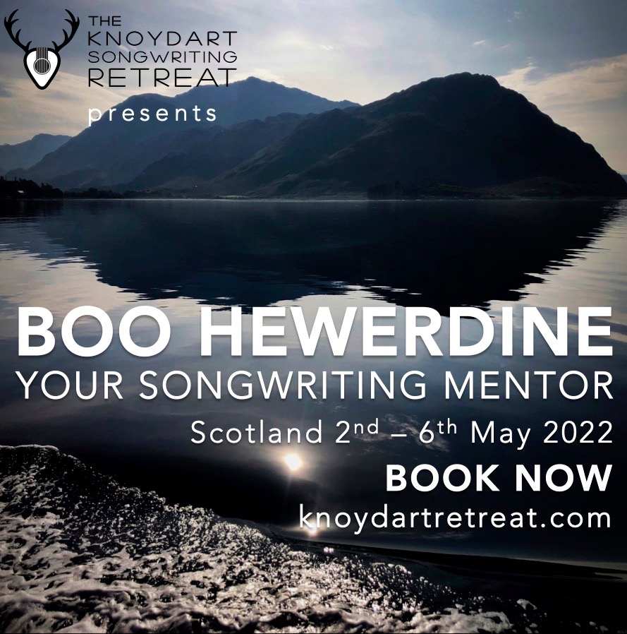 ANNOUNCEMENT FOR MAY 2022...
We now only have two places left at <a href="/boohewerdine/">Boo Hewerdine</a> songwriting retreat in May 2022 so, if you fancy coming along, then put it on your Christmas list and hopefully the man (or woman) from Lapland will say YES!!  🎅🏽🤶🏼
theknoydartretreat.com/boohewerdine
#songwriting