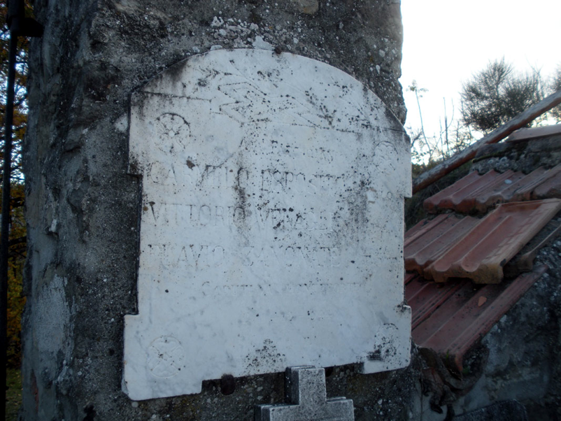 ANPIRomaPosti's tweet photo. #Patriota nella Divisione #Aliotta, #CarmineEsposito "Melo", cadde in combattimento l'#11dicembre 1944 a Monteforte di Varzi  in seguito a un improvviso attacco nazifascista. Con lui morirono #VittorioVenagli e #FlavioZanonato.Aveva 19 anni. https://t.co/XzoWg0XnyG