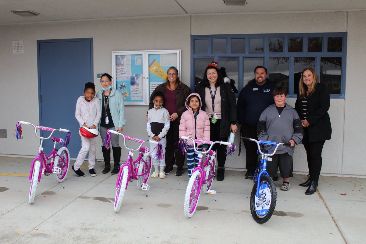 Beautiful to see a wish come true. That happened for a few of our students at Morgan Kincaid. Victorville's non-profit, B.E.A.R.S., benefits local children through the purchase of equipment for schools and parks. They donated six bikes. Check out the smiles. Thank you <a href="/cityofvv/">City of Victorville</a>