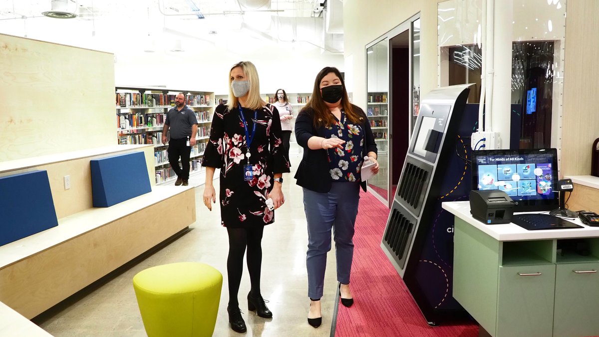 cincylibrary's tweet image. Today was a dream come true! 😍

Special thanks to @DeniseDriehaus &amp;amp; @JessicaEMiranda for joining us at the ribbon cutting of our Deer Park #NextGenLibrary!