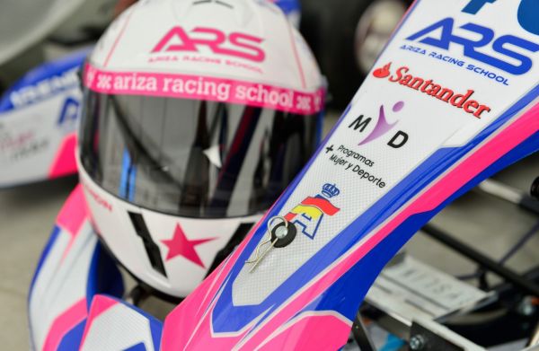 ThePolewoman tweet media