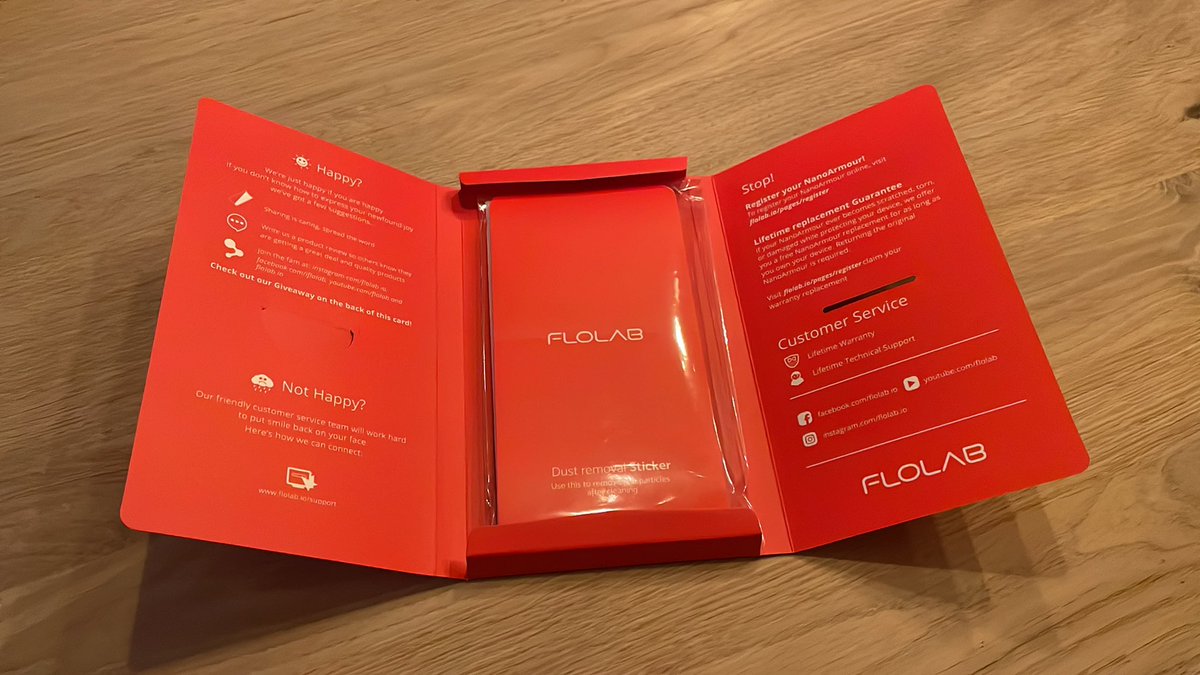 SDingemanse's tweet photo. Did you know that the #Flolab screen protectors comes with a lifetime warranty. My screen protector was damaged, claimed the warranty and here it is, a brand new protector! You only pay for the shipping costs. https://t.co/Q8H4iaHjxT