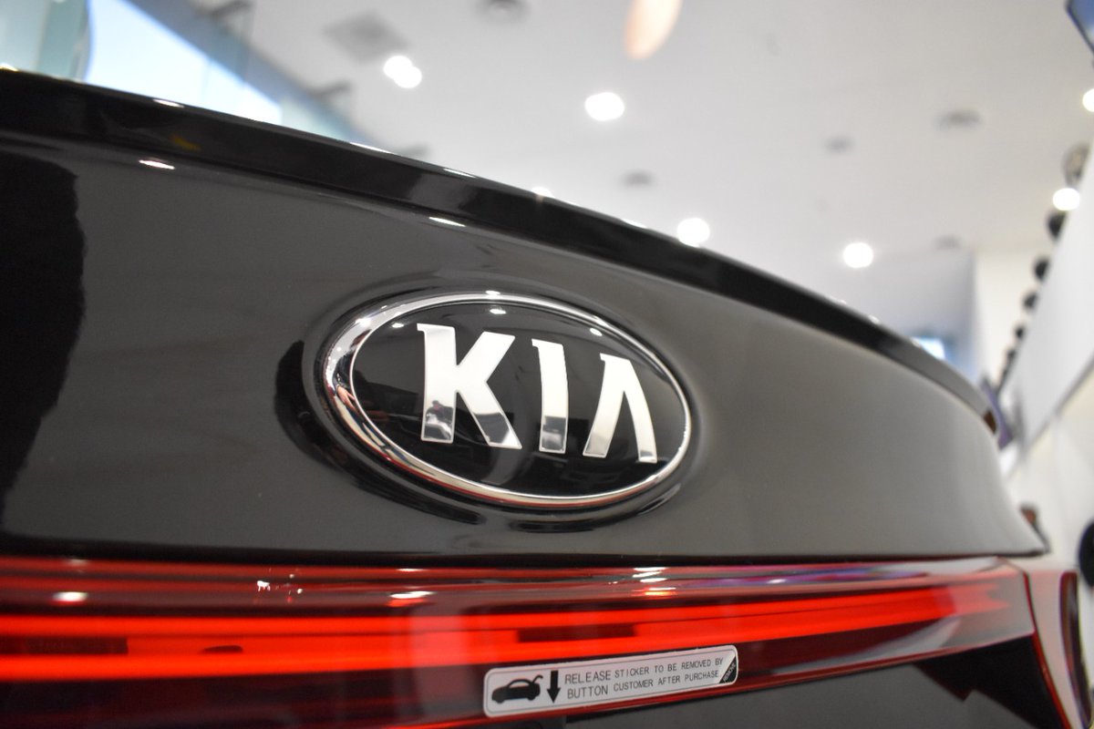 caronegroup's tweet photo. Kia Rio Sedán 2021 es proporcionada por tecnología que lo hace seguro e inteligente. ✨

Agenda con nosotros. ⬇ 
📲 WhatsApp: https://t.co/NGzybS3Vpv
📍Ubicación:  https://t.co/H42v0Rhdhb https://t.co/4wa9HmKpY8