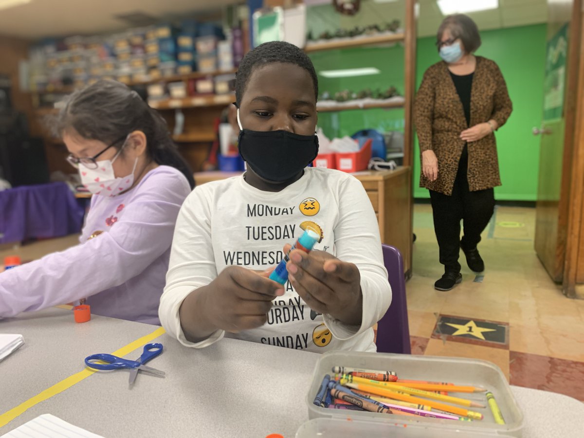 EastRamapoCSD's tweet photo. It’s a hoot to learn at Hempstead Elementary! The word of the week is OWL 🦉for students in the Social Communications "SOAR” Program &amp; the lessons promote language and fine motor skills that are tailored to each students' writing level. #EastRamapo #TGIF https://t.co/Dz63yUzGhJ https://t.co/ChzxQ24aUS