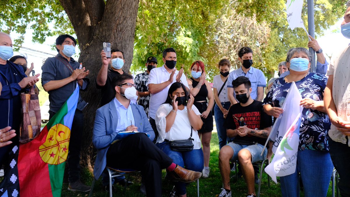 Gabriel boric se reúne con Fabiola Campillay y Gustavo Gatica.. #BoricPresidente