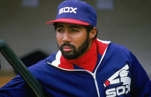 PolyesterUnis's tweet photo. Harold Baines, circa 1983 @whitesox #WarmupJacket https://t.co/DjHDJruJS8
