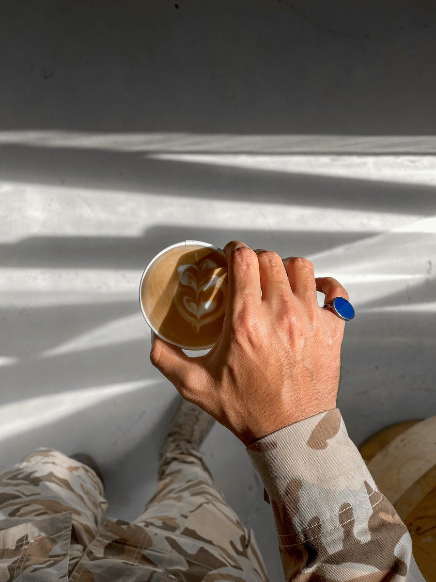 BlIIll's tweet image. تفاصيل مقهى🤍