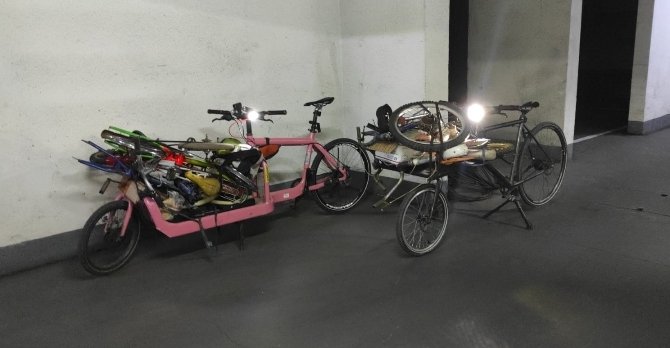 CicloLumpen's tweet photo. Muchas gracias a quienes han donado bicicletas y repuestos para el proyecto con niñas, niños y adolescentes de Maipu. Estamos en etapa de reparación y esperamos pronto volver al campamento. Gracias!!!😘😘😘😘 https://t.co/RDS0iJbV11