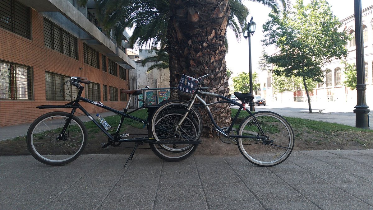 CicloLumpen's tweet photo. Muchas gracias a quienes han donado bicicletas y repuestos para el proyecto con niñas, niños y adolescentes de Maipu. Estamos en etapa de reparación y esperamos pronto volver al campamento. Gracias!!!😘😘😘😘 https://t.co/RDS0iJbV11