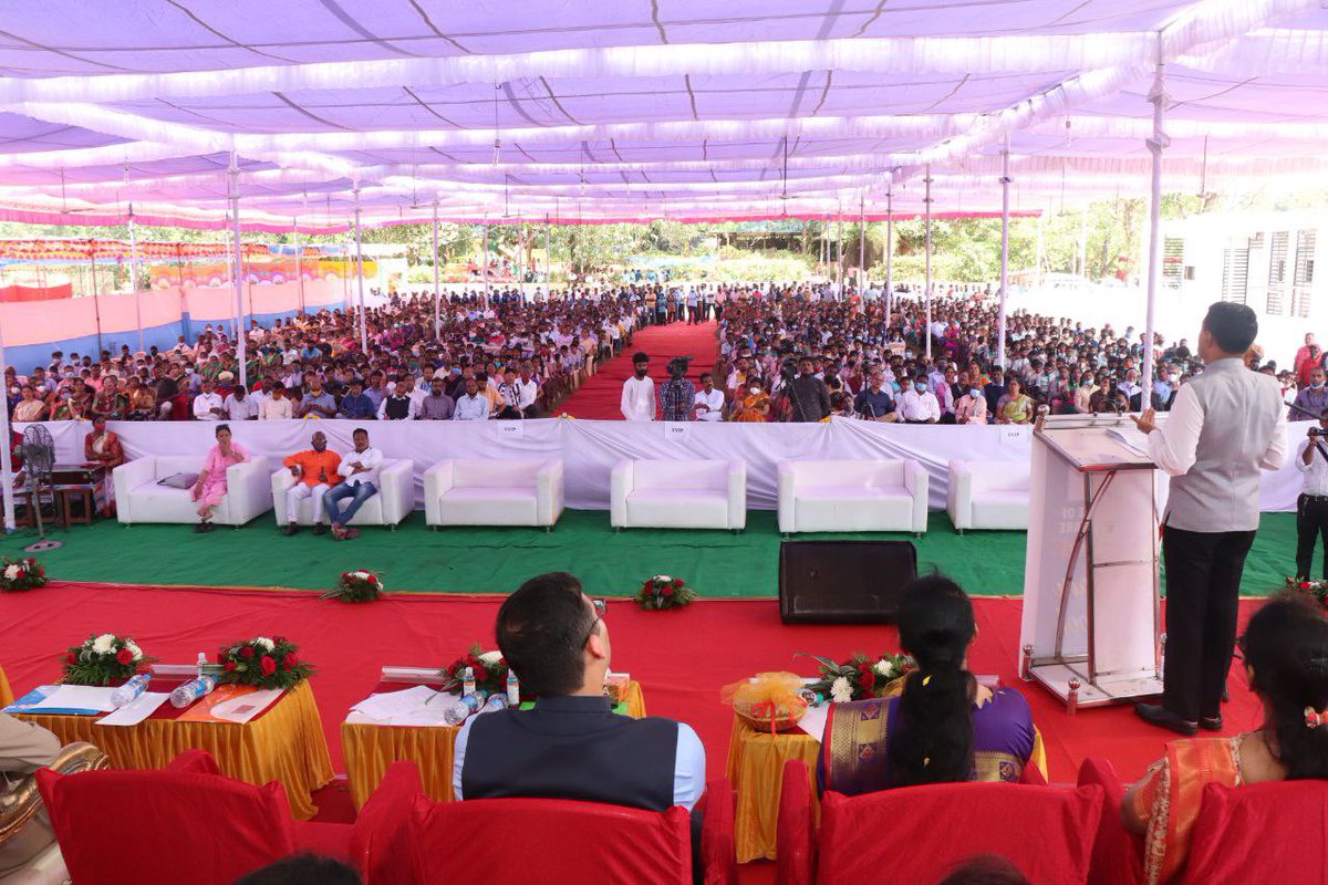 DrPramodPSawant's tweet image. Attended and addressed at the Inauguration of Construction of Ashram School Under Centrally Sponsored scheme of Ministry of Tribal Affairs at 'Moshiphond' Poinguinim, Cancona, at the hands of Hon'ble Governor Shri @psspillaigov ji. 1/3

#AzadiKaAmritMahotsav #GoaAt60