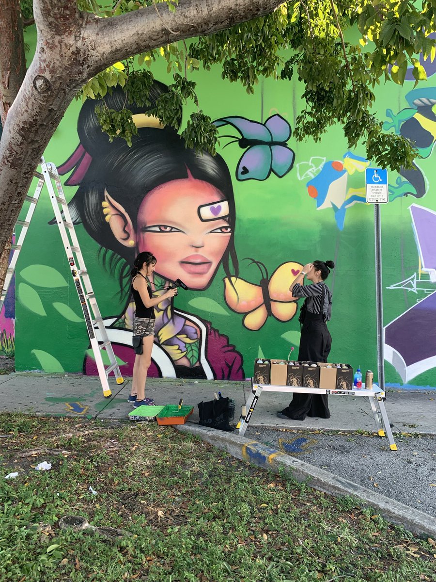 Welcome to Miami. ❤️ So thankful to finally have the opportunity to attend ArtBasel, Miami Art Week and Wynwood Murals. Got to squeeze in quick hellos with <a href="/creatvmchns/">Creative Machines</a> <a href="/RubemRobierbArt/">Rubem Robierb</a> <a href="/MARKA27/">Victor Quiñonez</a> @KrisKanaly <a href="/ElenaOhlander/">Elena Øhlander</a> #ARTBASEL #wynwoodwalls #MiamiArtWeek #mural