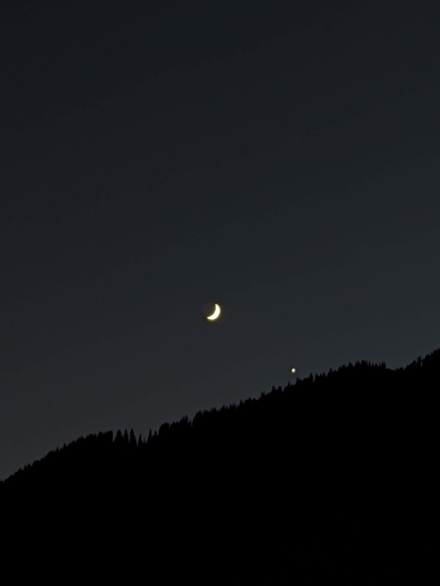 Pal pal dil k paas tum rehte ho ❤️

#moonrise #oldmanali #teampixel #pixel4a