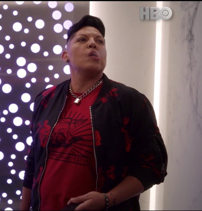 Che is funny AF <a href="/SaraRamirez/">sara</a>  thank you for giving us them. You have comedy nailed 💯 as usual.