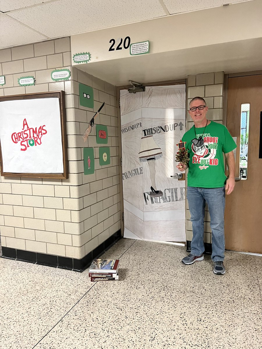 centralsga's tweet photo. Congratulations to our Holiday Door Decorating Contest winners! Check out these doors and the many more around school for some holiday cheer🎄🐾❤️ https://t.co/ePsHEHtKcA